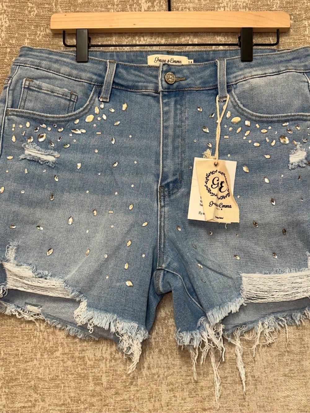 NWT Grace & Emma Bejeweled light wash distressed Denim Shorts Size 14
